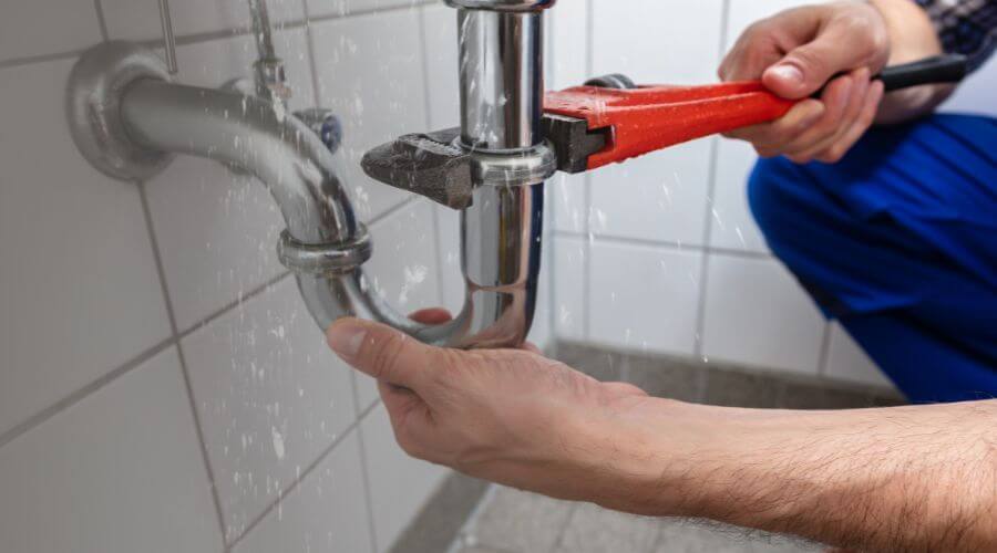 Expert burst pipe repair services in Pelham, GA